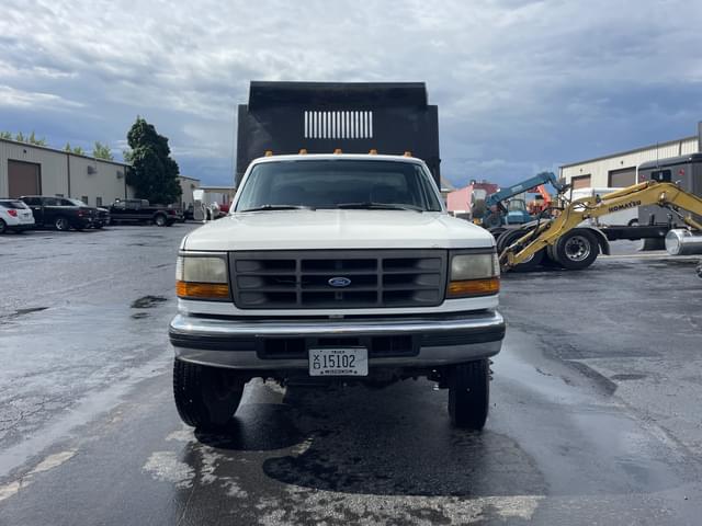 Image of Ford F-350 equipment image 2