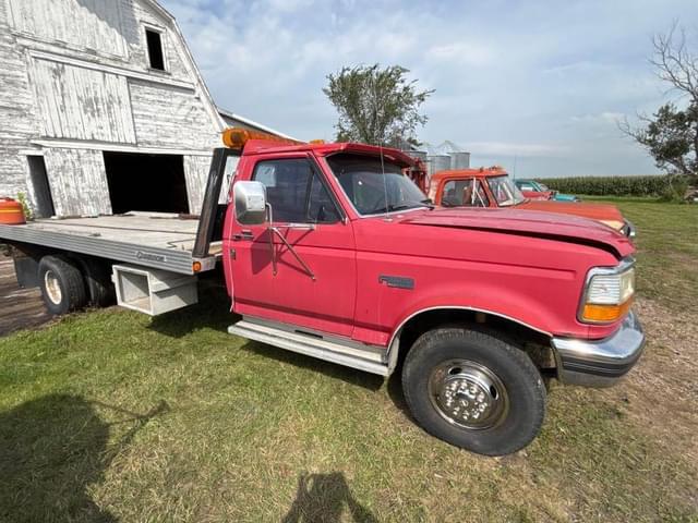 Image of Ford F-450 equipment image 1