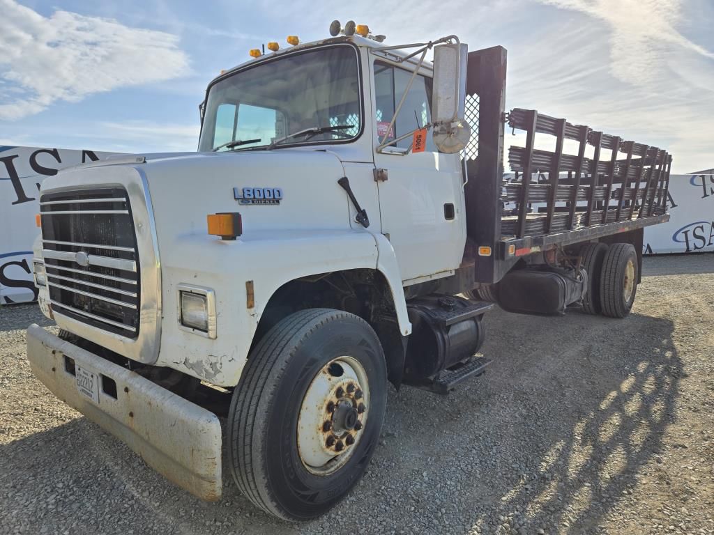 1994 Ford L8000 Equipment Image0