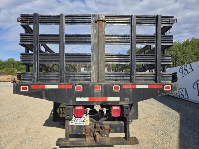 Image of Ford L8000 equipment image 3