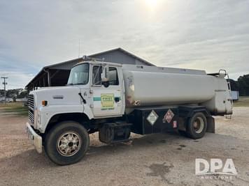 Main image Ford F-8000