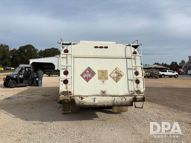 Image of Ford F-8000 equipment image 4