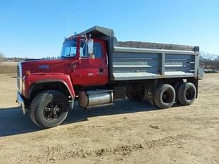 1994 Ford L8000 Equipment Image0