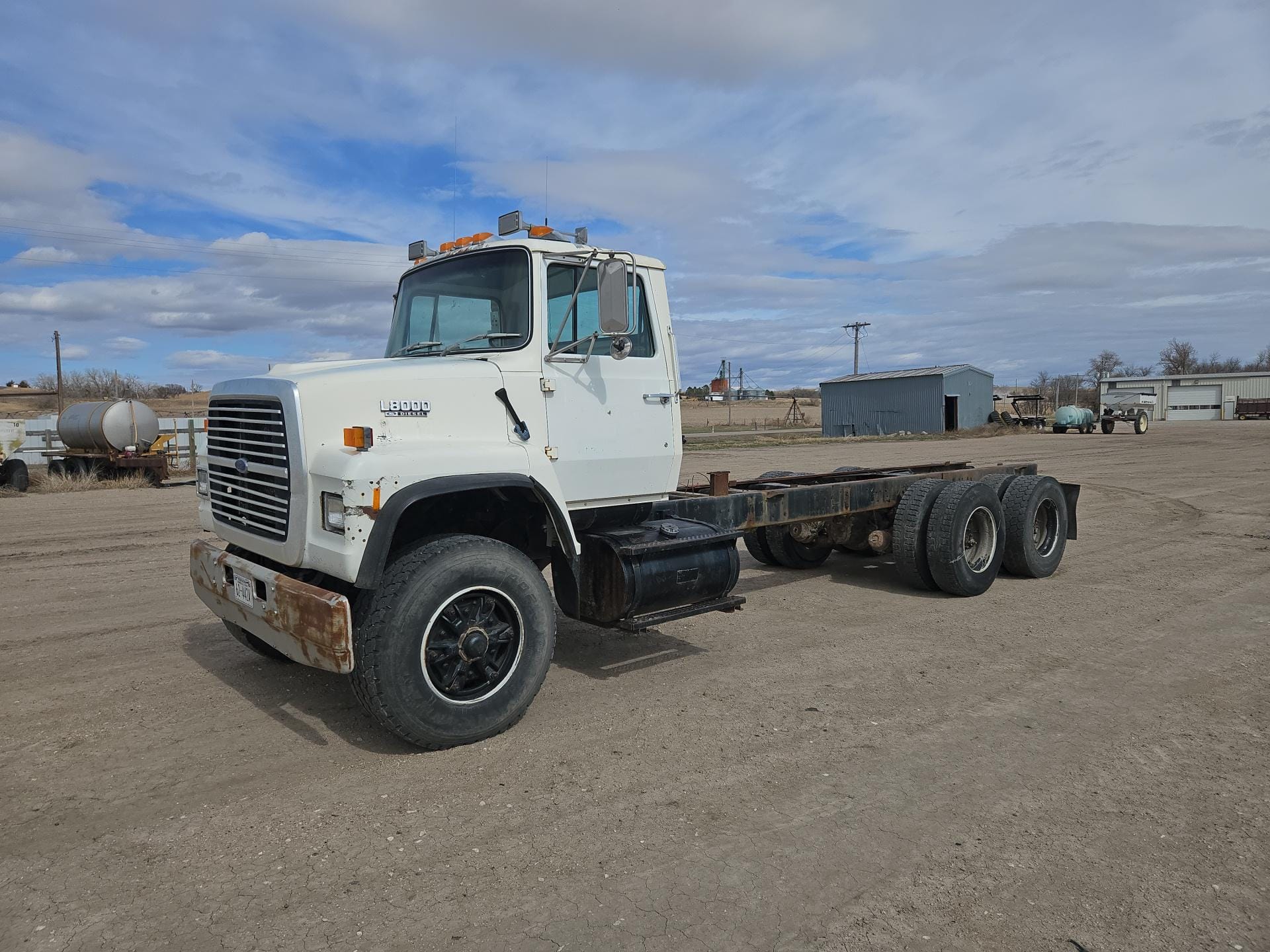 Main image Ford L8000