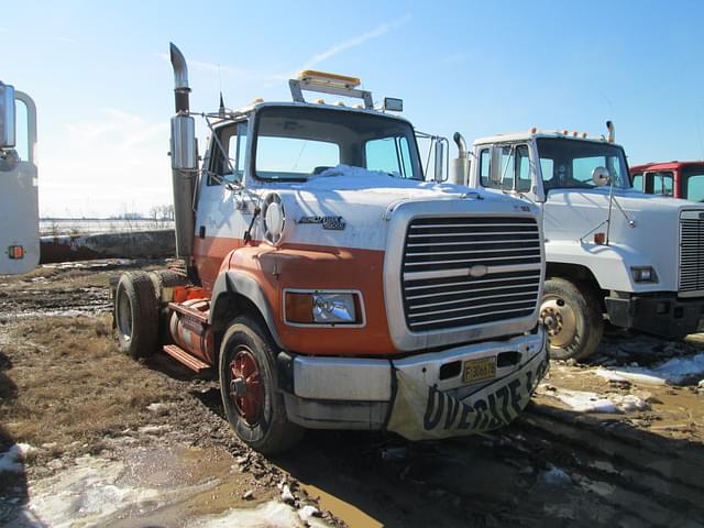 Image of Ford Aeromax L9000 equipment image 1