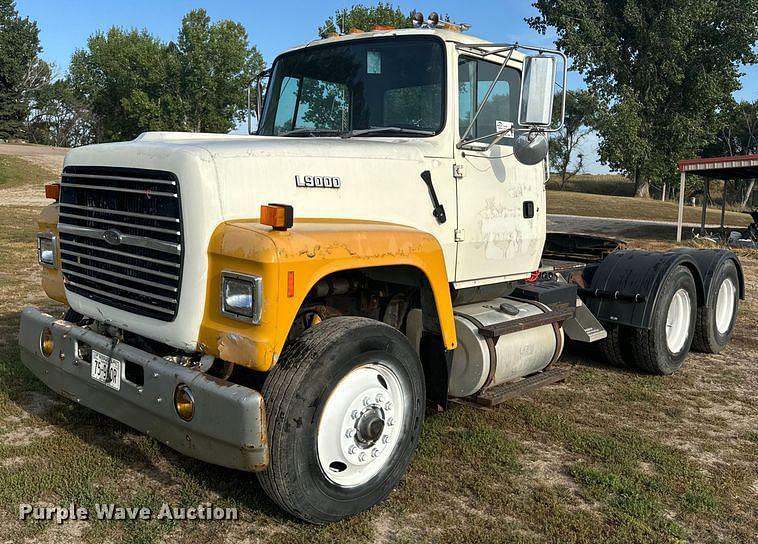 Image of Ford L9000 Primary image