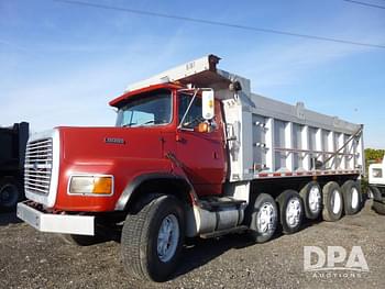 1994 Ford L9000 Equipment Image0