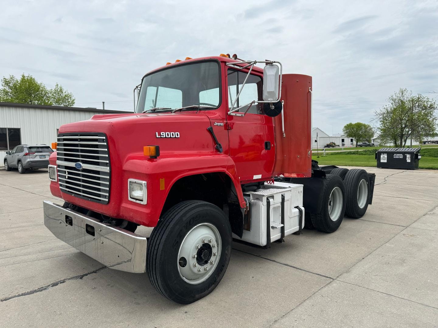 Main image Ford L9000