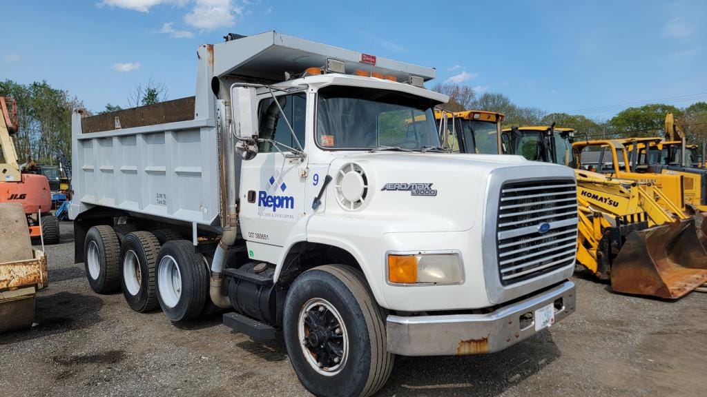 Main image Ford L9000