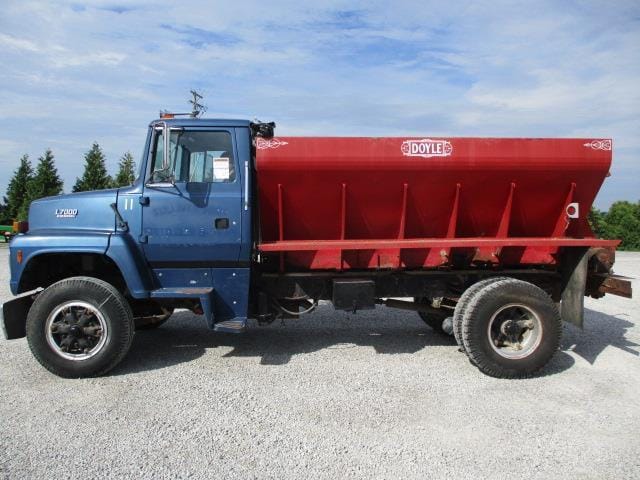 1994 Ford LN7000 Equipment Image0