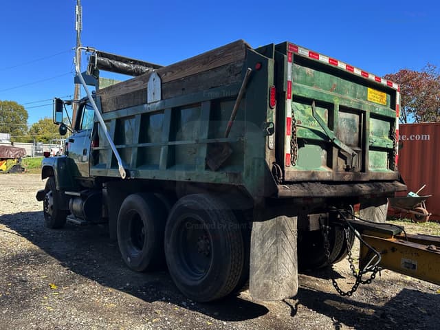 Image of Ford LN9000 equipment image 2