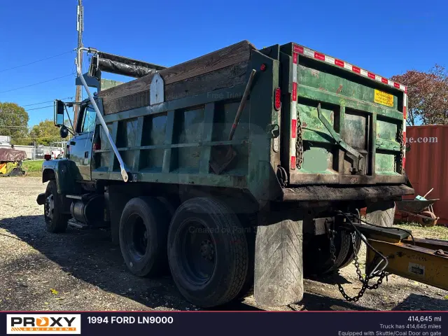 Image of Ford LN9000 equipment image 2