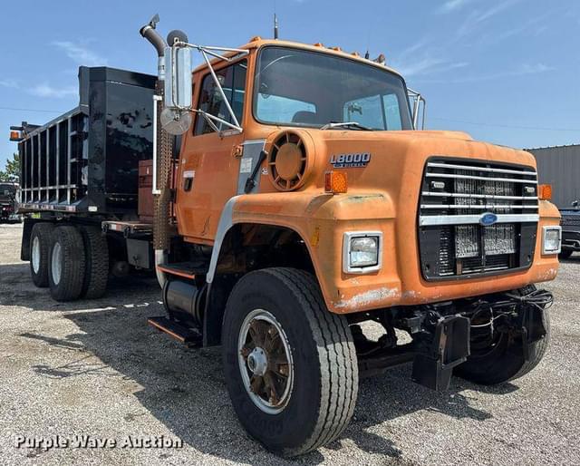 Image of Ford LNT8000 equipment image 2