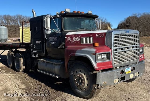 Image of Ford LTL9000 equipment image 2