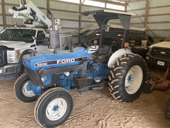 Main image Ford-New Holland 3930
