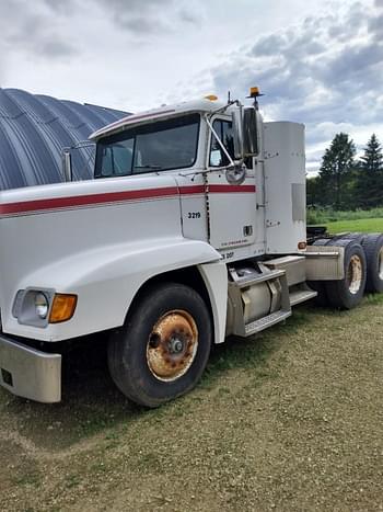 1994 Freightliner FL120 Equipment Image0