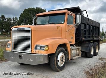 Main image Freightliner FLD