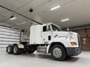 1994 Freightliner FLD112 Image