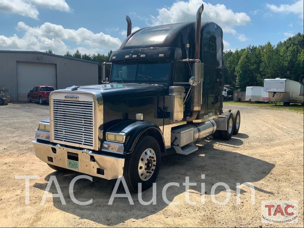 Image of Freightliner FLD120 Primary image