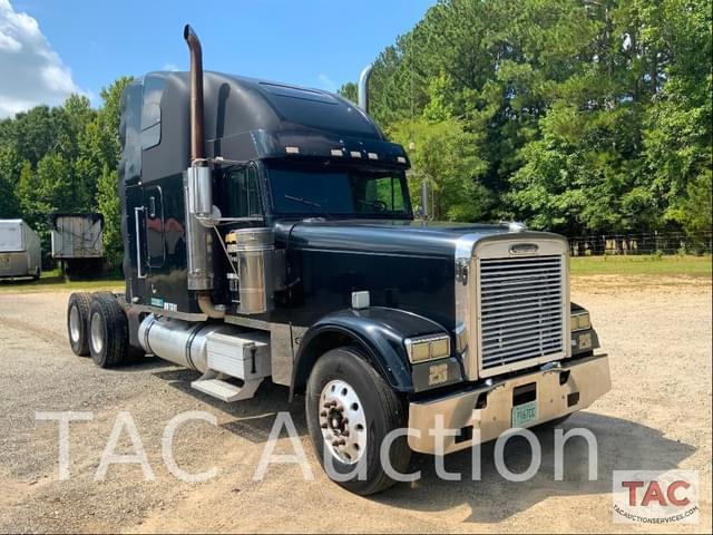 Image of Freightliner FLD120 equipment image 2