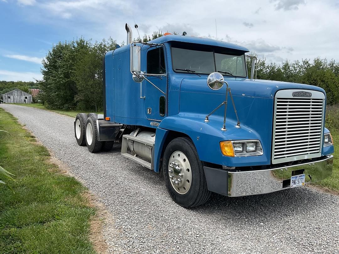 Image of Freightliner FLD120 Primary image