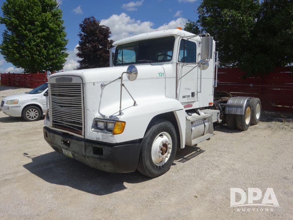 Image of Freightliner FLD120 Primary image