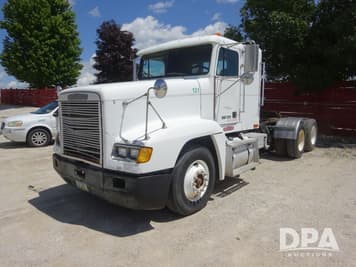 Main image Freightliner FLD120