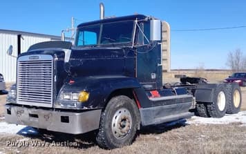 Main image Freightliner FLD120