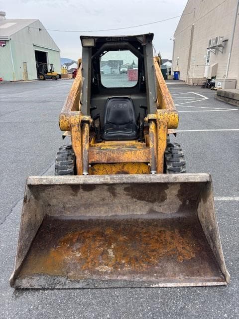 Image of Gehl 3825 equipment image 2