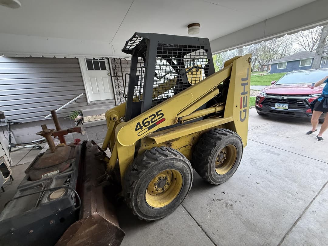 Image of Gehl 4625 Image 0