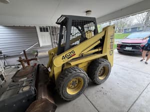 1994 Gehl 4625 Image