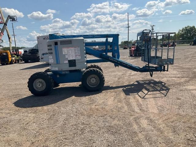 Image of Genie Z-45/22 equipment image 2