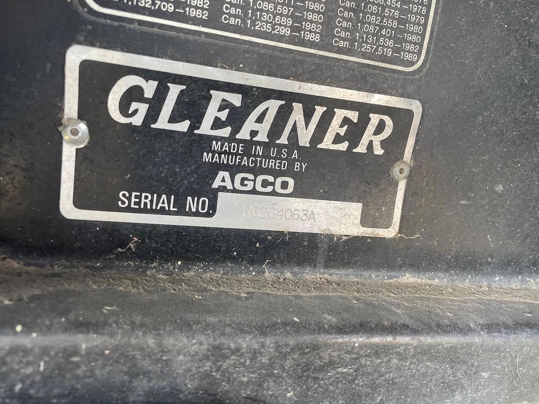 Image of Gleaner R62 Image 1