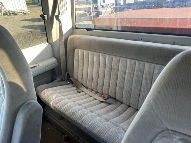 Image of GMC 2500 equipment image 4