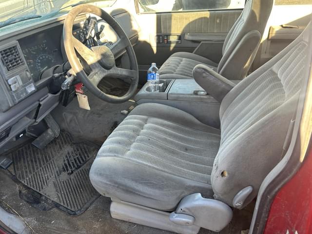 Image of GMC 2500 equipment image 2
