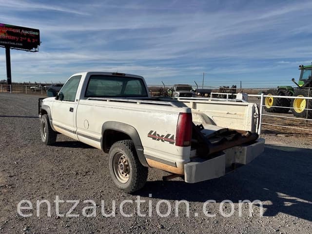 Image of GMC 2500 equipment image 2