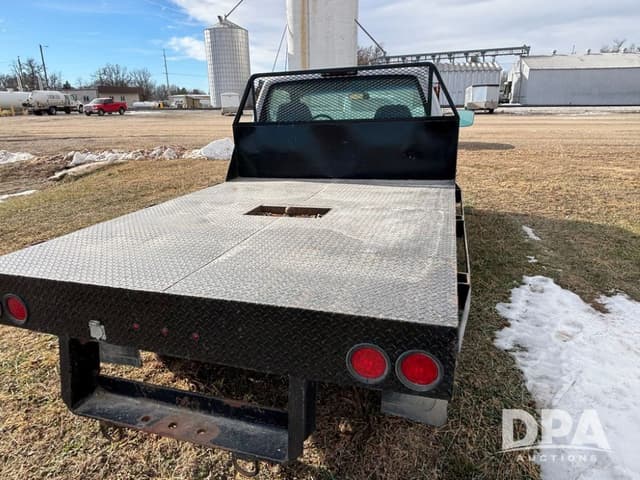 Image of GMC 2500 equipment image 4