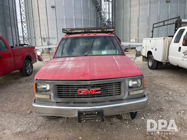 Image of GMC 3500 equipment image 2