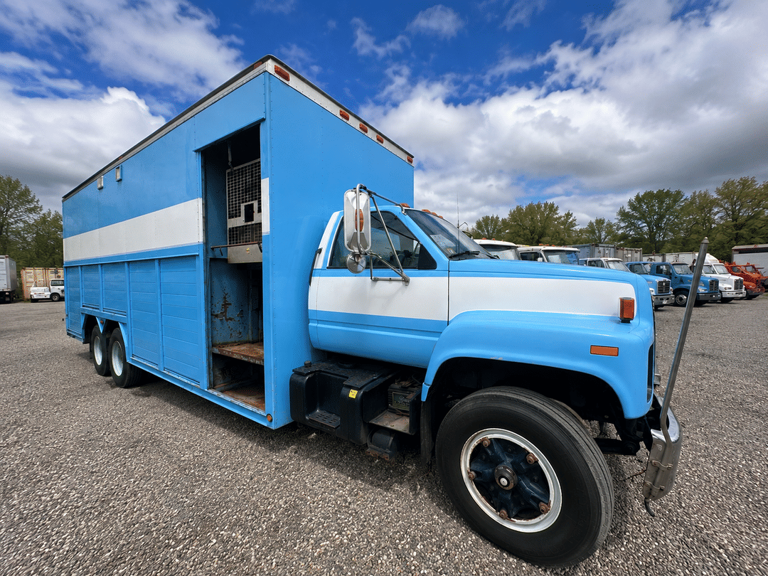 Image of GMC 9500 Primary image