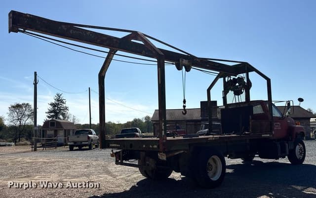 Image of GMC C7 equipment image 4