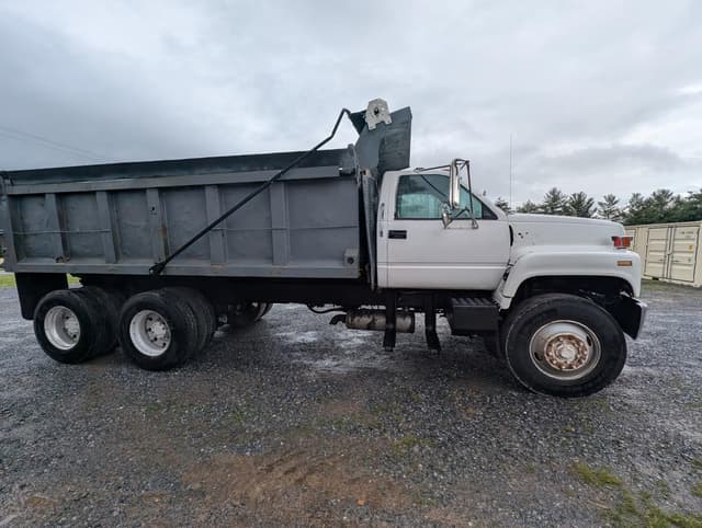 Image of GMC C7000 equipment image 3