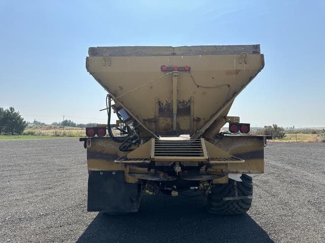 Image of GMC TopKick C7000 equipment image 4