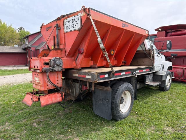 Image of GMC Topkick equipment image 3