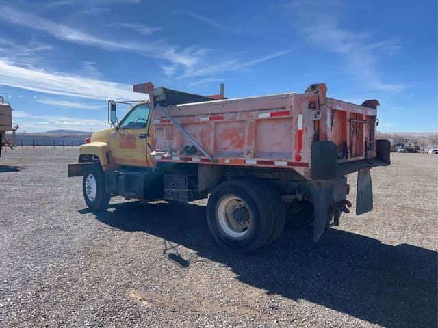 Image of GMC Topkick equipment image 3