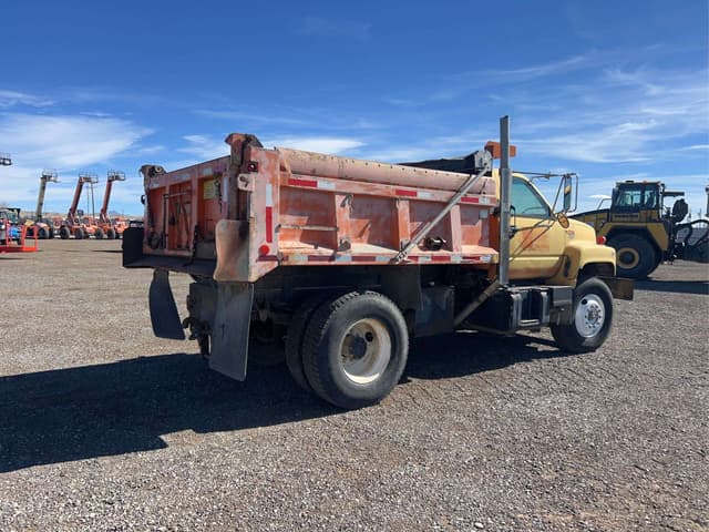 Image of GMC Topkick equipment image 2