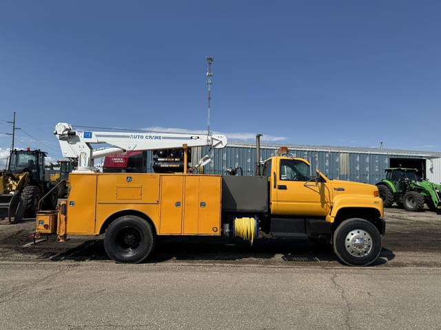 Image of GMC Topkick equipment image 4