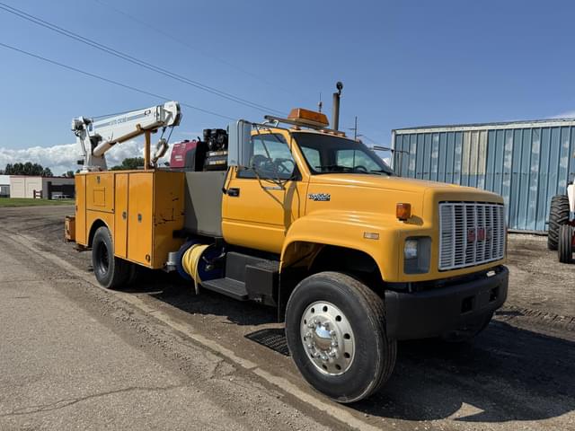Image of GMC Topkick equipment image 1