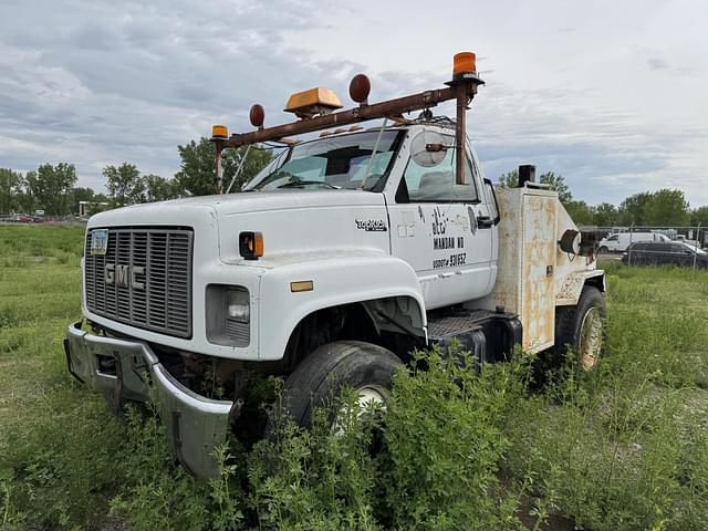 Image of GMC Topkick equipment image 1