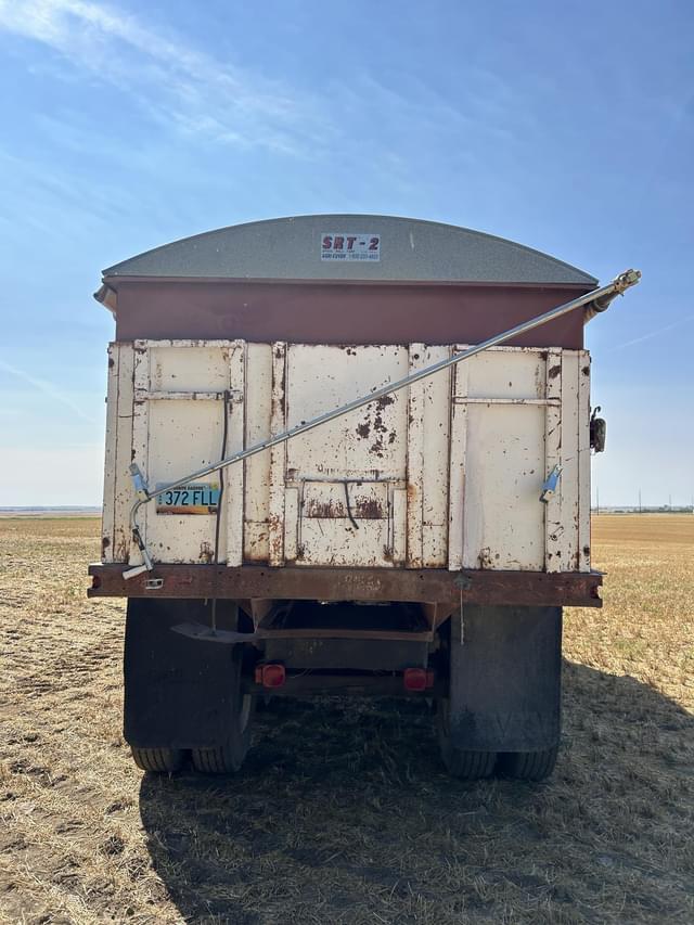 Image of GMC Topkick C7500 equipment image 3