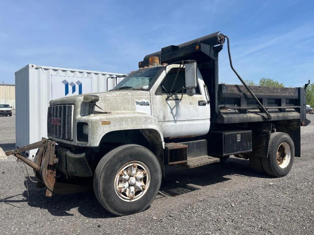 1994 GMC C7500 Equipment Image0